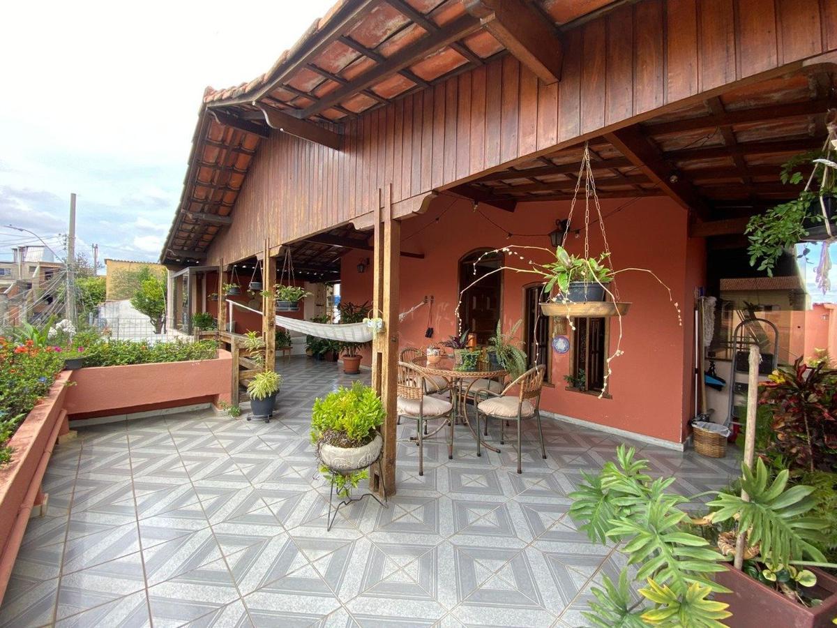 Casa, Alípio de Melo, 3 Quartos, 2 Vagas, 1 Suíte