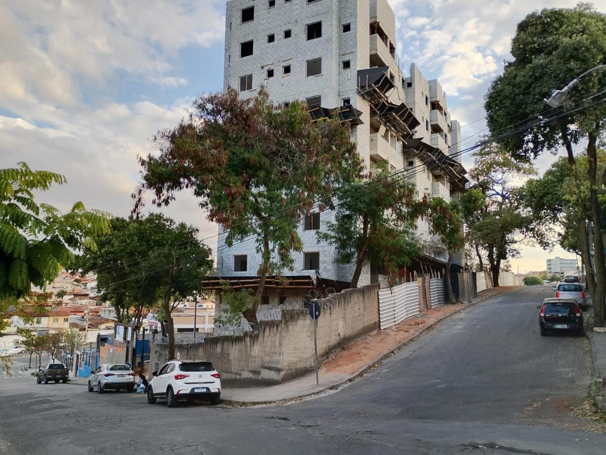 Apartamento, Santa Mônica, 2 Quartos, 2 Vagas, 1 Suíte