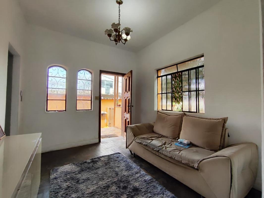 Casa, Providência, 5 Quartos, 4 Vagas, 1 Suíte