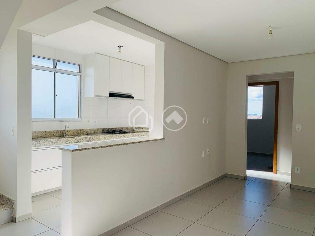 Cobertura, São Gotardo, 2 Quartos, 2 Vagas