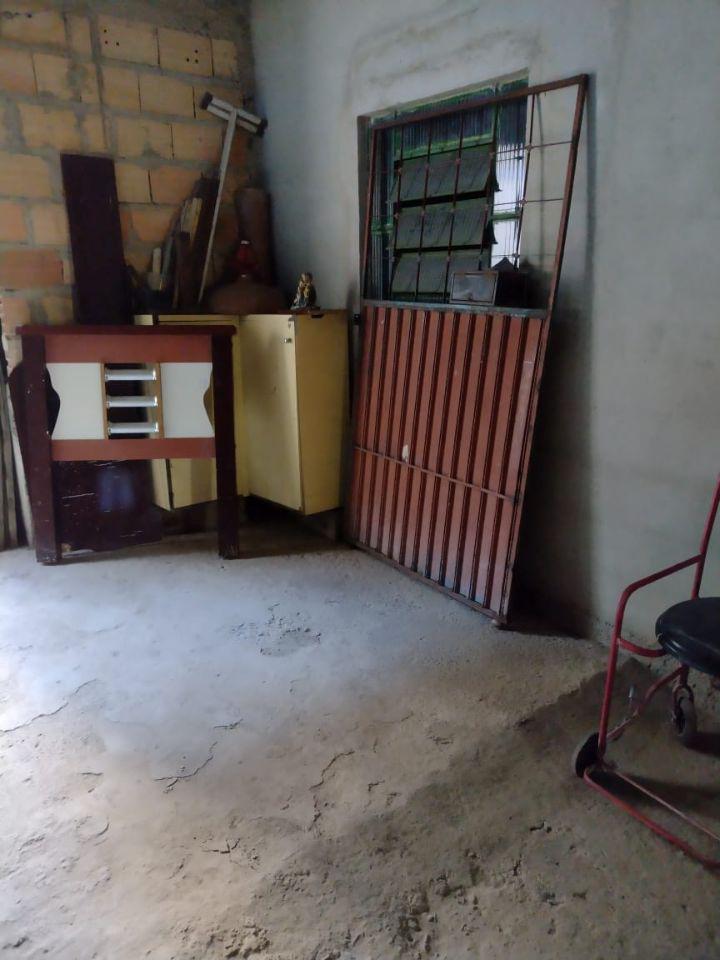 Casa, Tropical, 2 Quartos, 0 Vaga