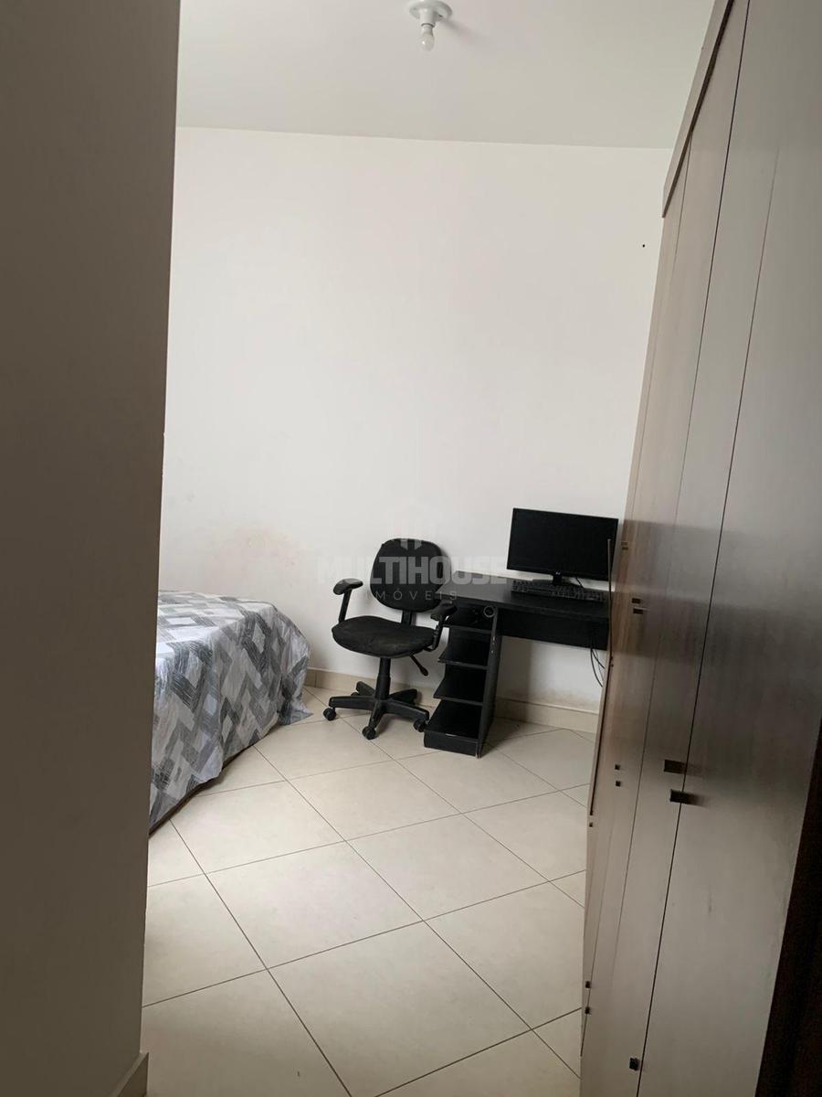 Casa, Xangri-lá, 2 Quartos, 4 Vagas, 1 Suíte