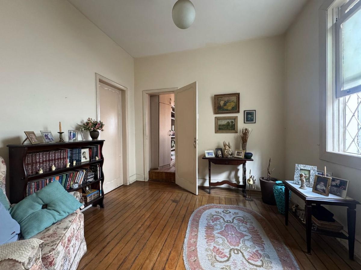 Casa, Colégio Batista, 4 Quartos, 2 Vagas