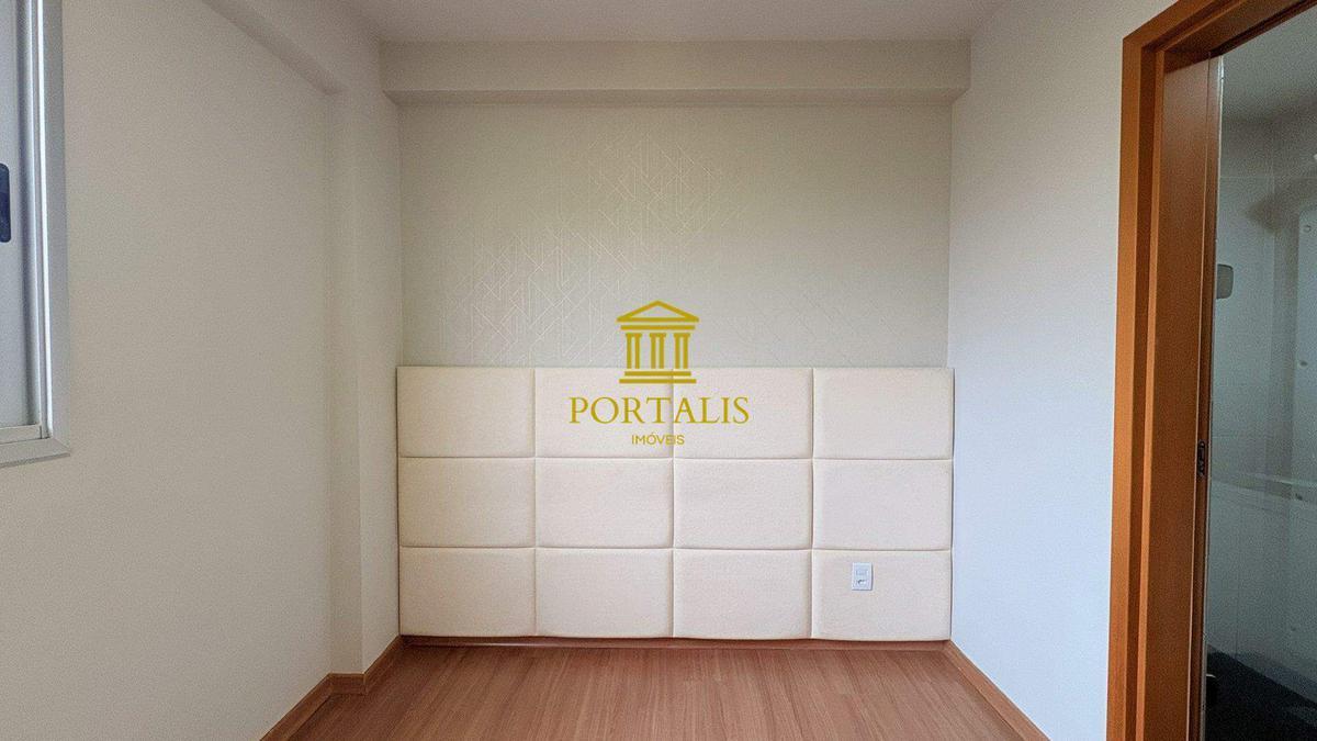 Apartamento, Sagrada Família, 3 Quartos, 2 Vagas, 1 Suíte