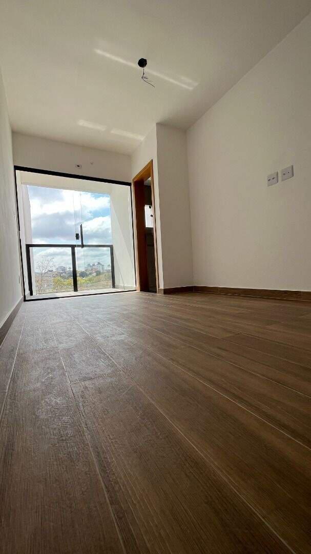 Casa, Novo Centro, 3 Quartos, 2 Vagas, 1 Suíte