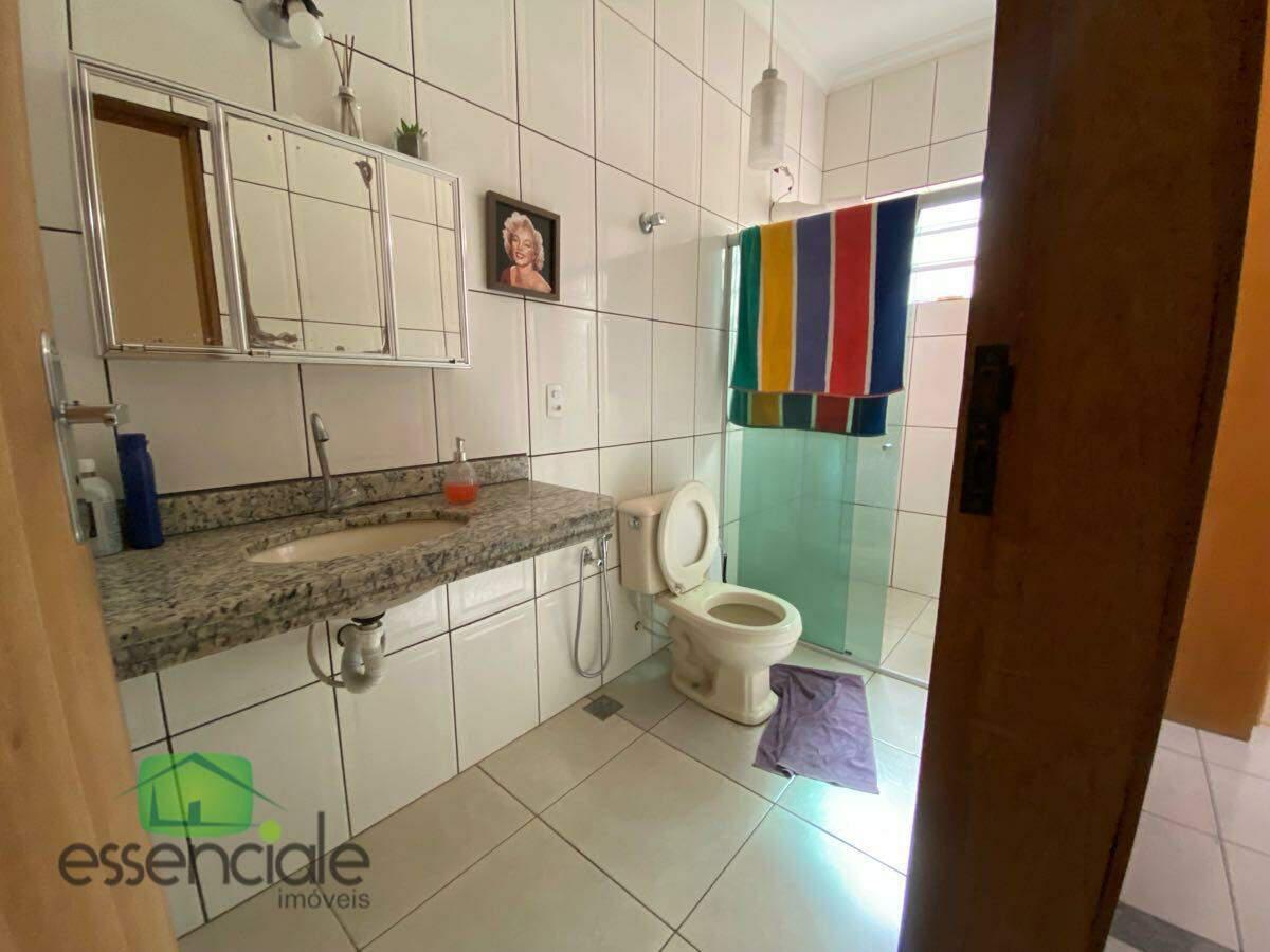 Casa, Jardim Riacho das Pedras, 4 Quartos, 2 Vagas, 1 Suíte