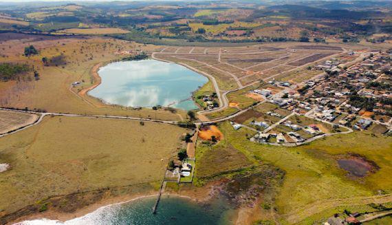 Lote, Pontevila, 0 Quarto, 0 Vaga