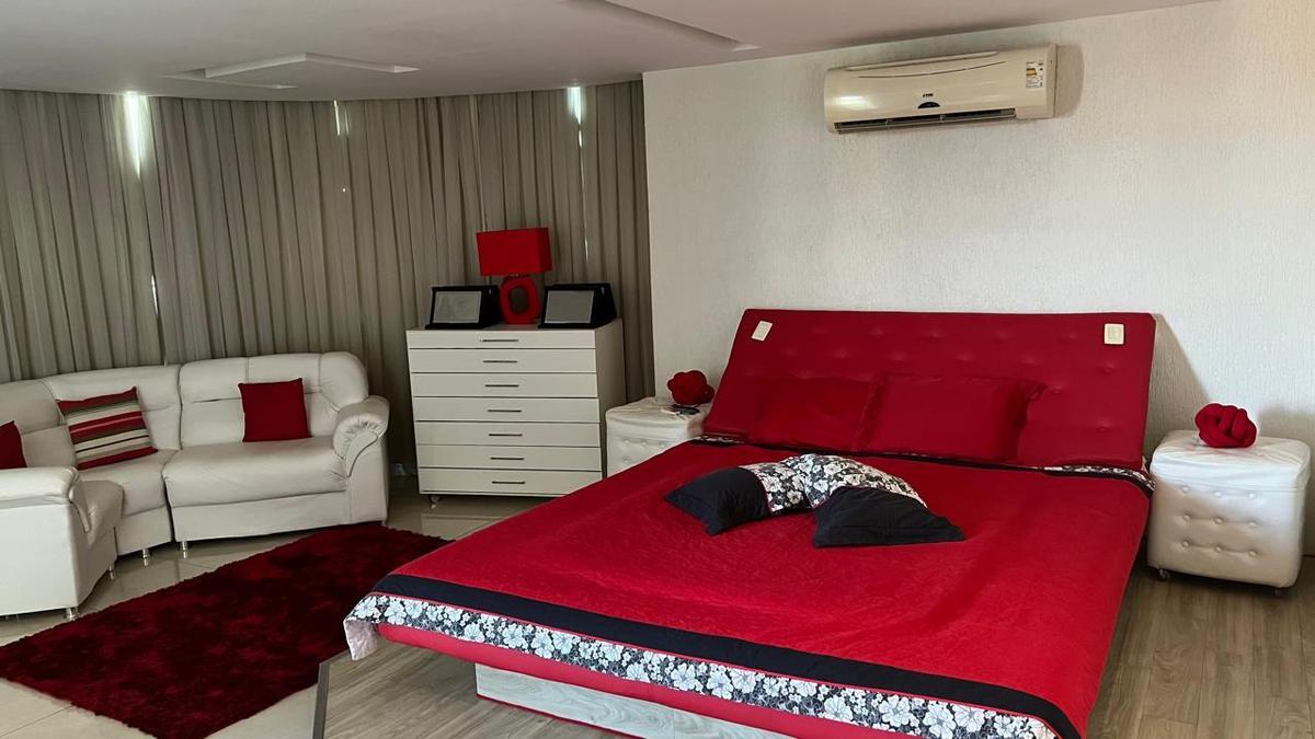 Casa, Europa, 3 Quartos, 4 Vagas, 3 Suítes