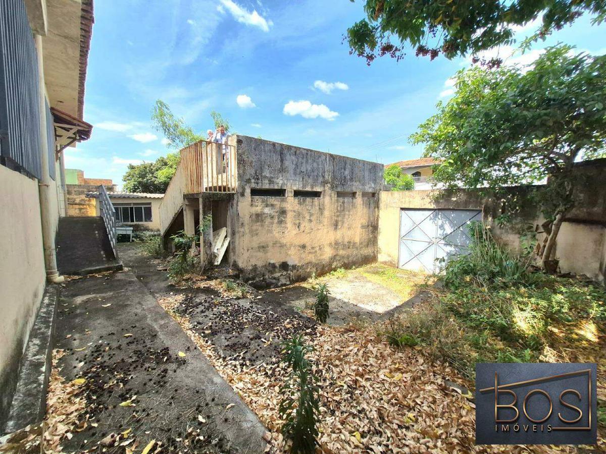 Casa, Esplanada, 3 Quartos, 2 Vagas, 1 Suíte