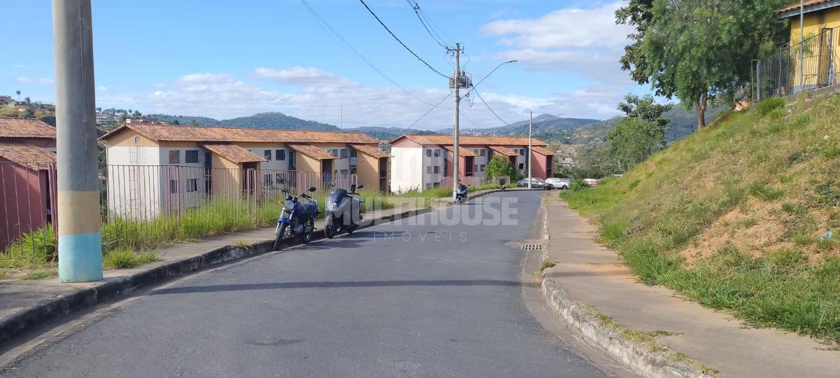 Apartamento, Jardim Vitória, 2 Quartos, 1 Vaga