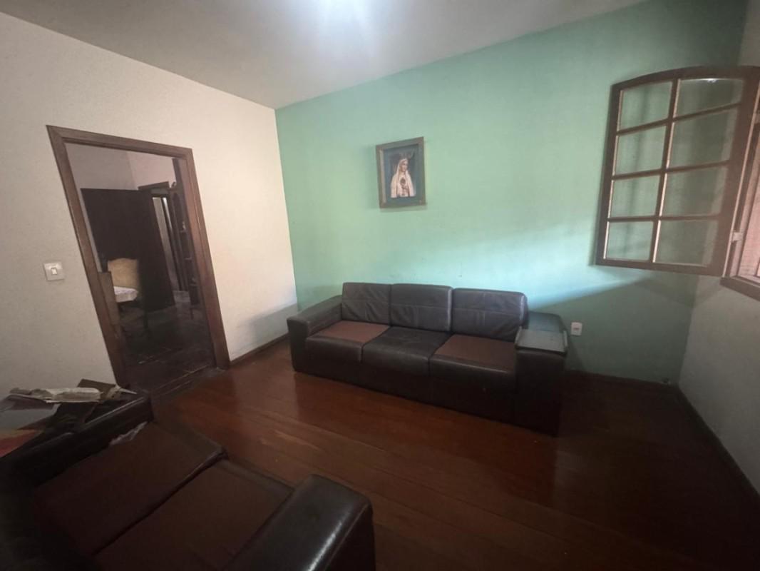 Casa, Dona Clara, 3 Quartos, 4 Vagas, 1 Suíte