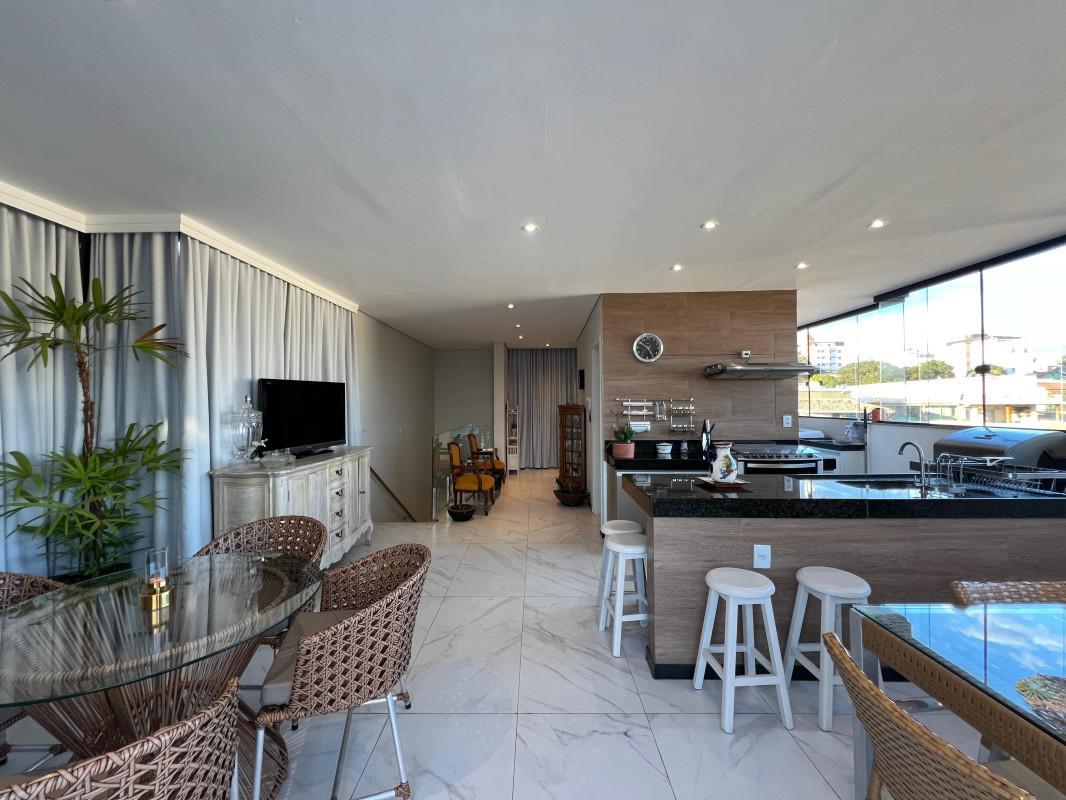 Cobertura, Itapoã, 4 Quartos, 8 Vagas, 2 Suítes