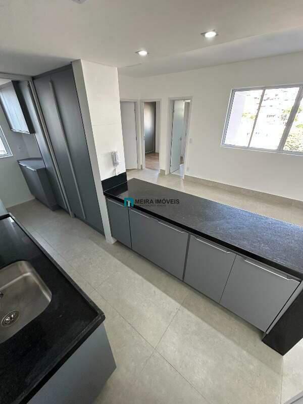 Apartamento, Funcionários, 2 Quartos, 2 Vagas, 2 Suítes