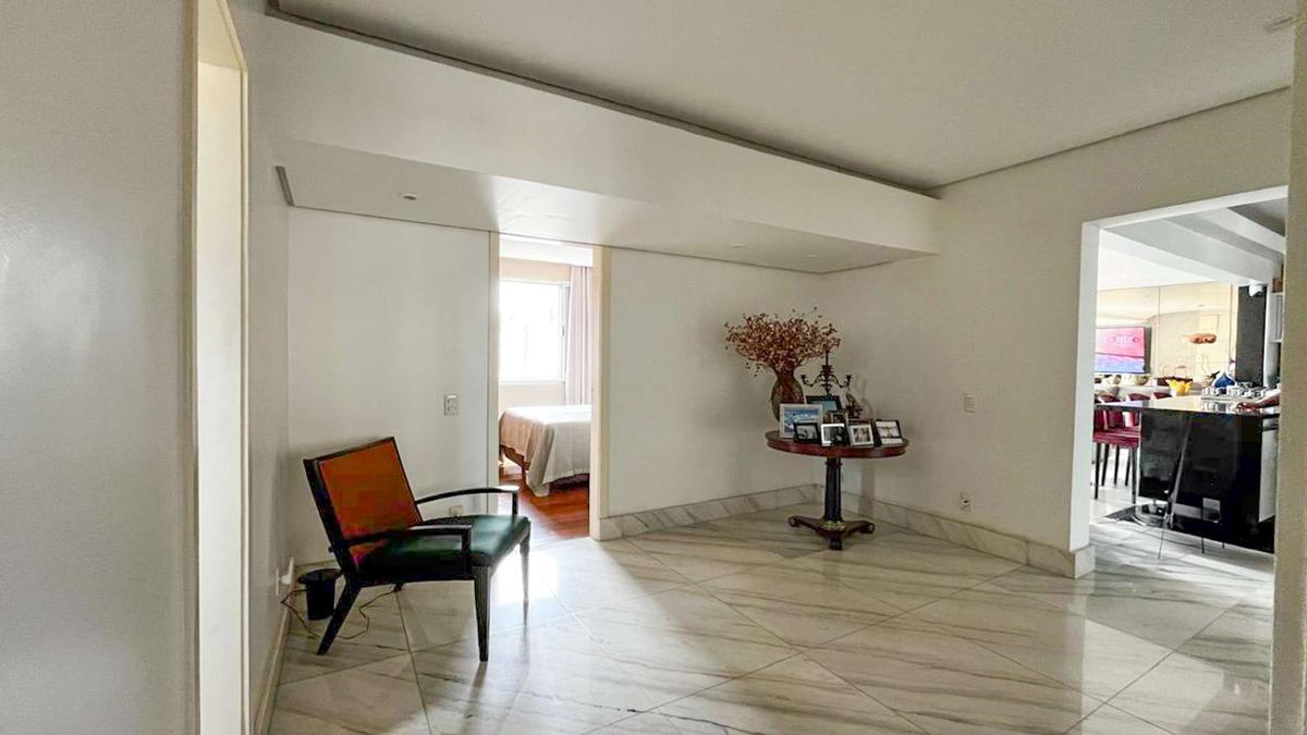 Apartamento, Sion, 4 Quartos, 2 Vagas, 1 Suíte