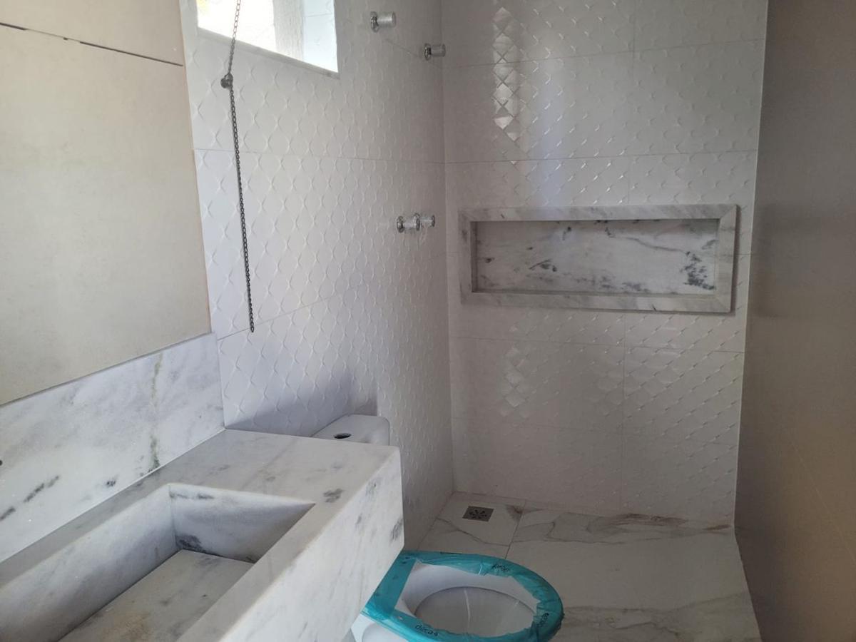 Casa, Planalto, 3 Quartos, 4 Vagas, 3 Suítes