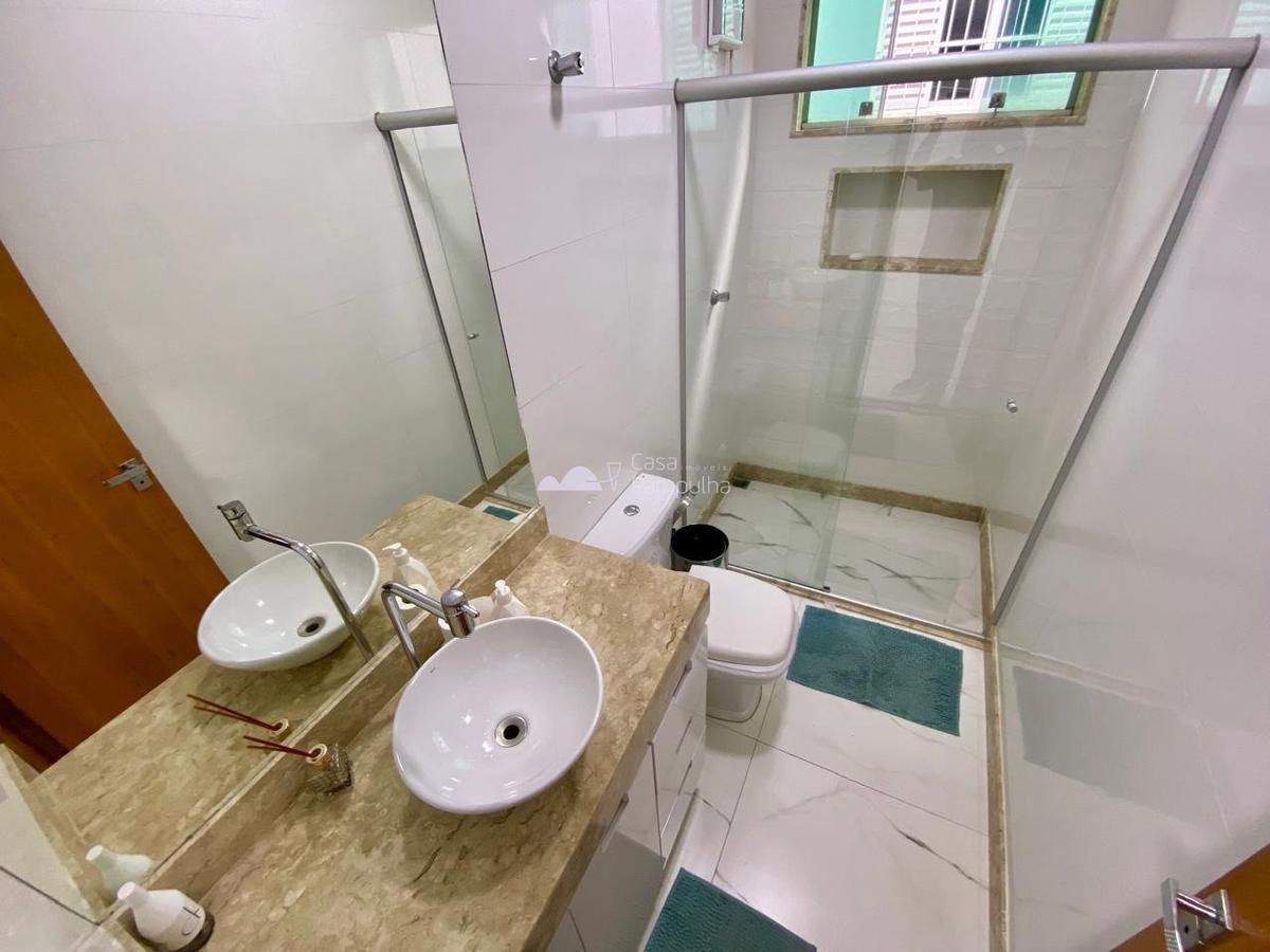 Casa, Planalto, 4 Quartos, 3 Vagas, 1 Suíte