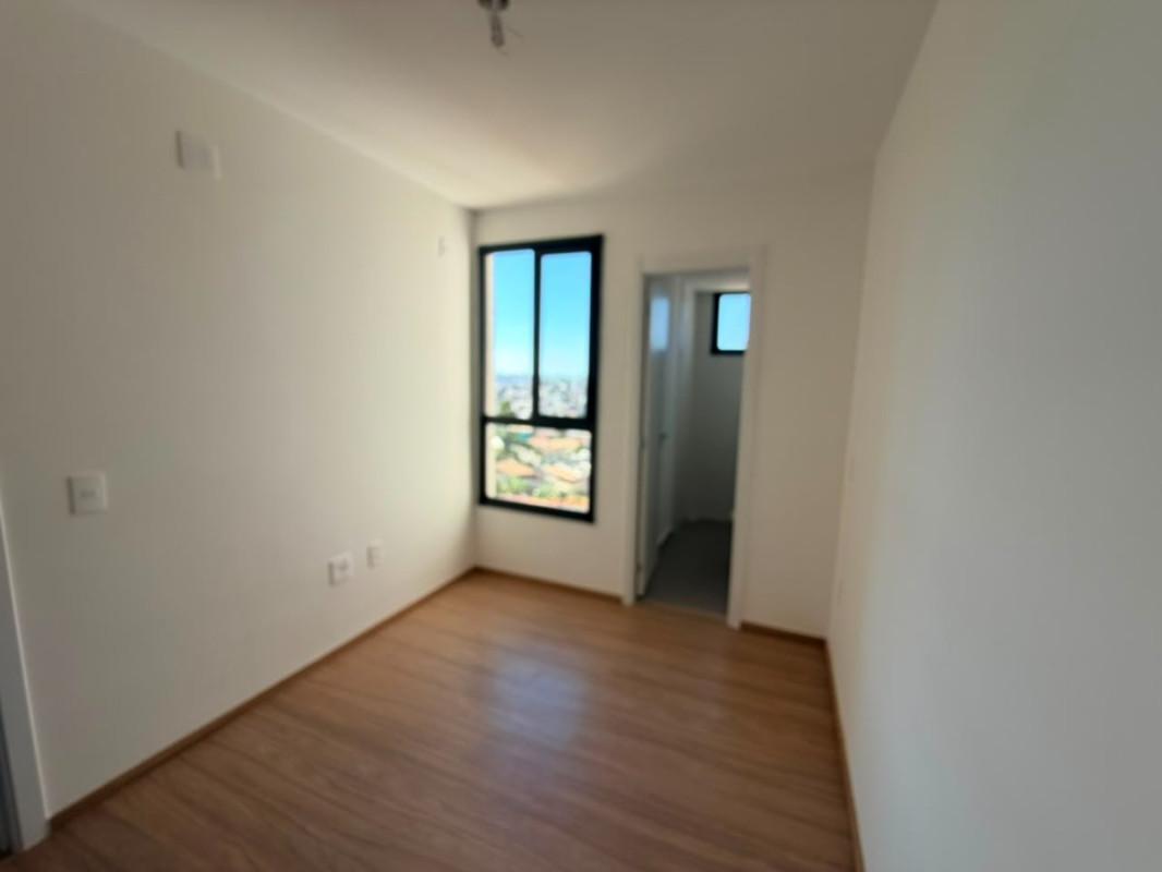 Apartamento, Estoril, 2 Quartos, 1 Vaga, 1 Suíte