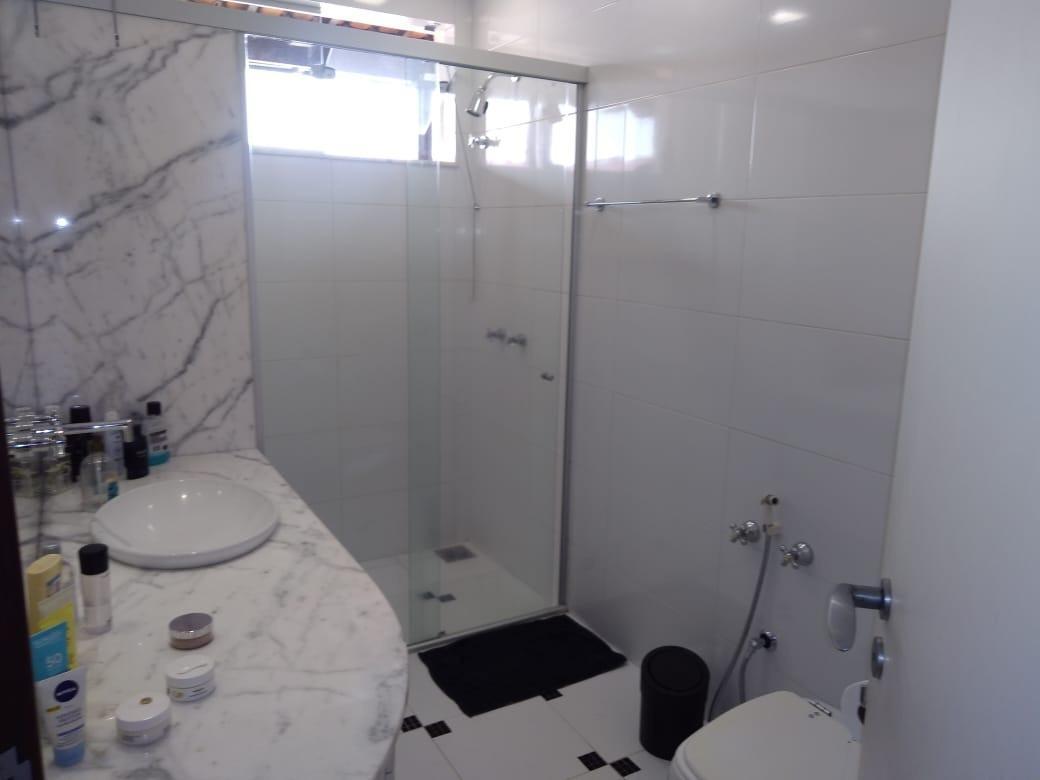 Casa, Jardim América, 3 Quartos, 5 Vagas, 1 Suíte