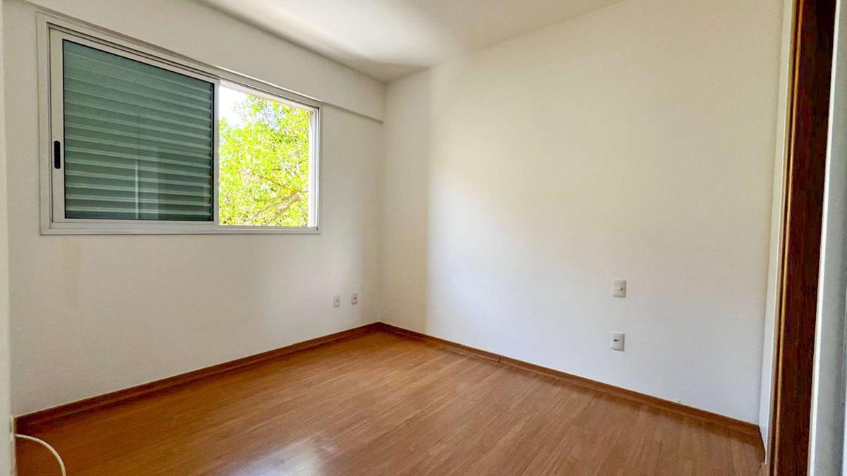 Apartamento, Estoril, 3 Quartos, 2 Vagas, 1 Suíte