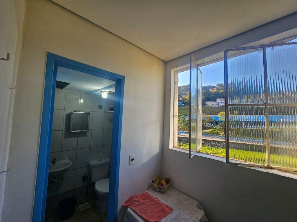 Andar, Água Férrea, 0 Quarto, 0 Vaga