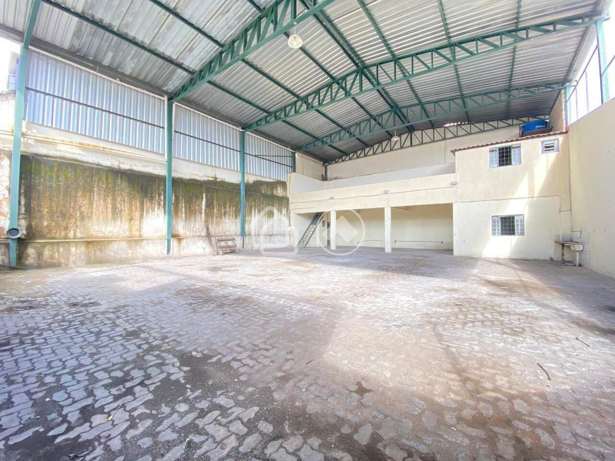 Galpão, Padre Eustáquio