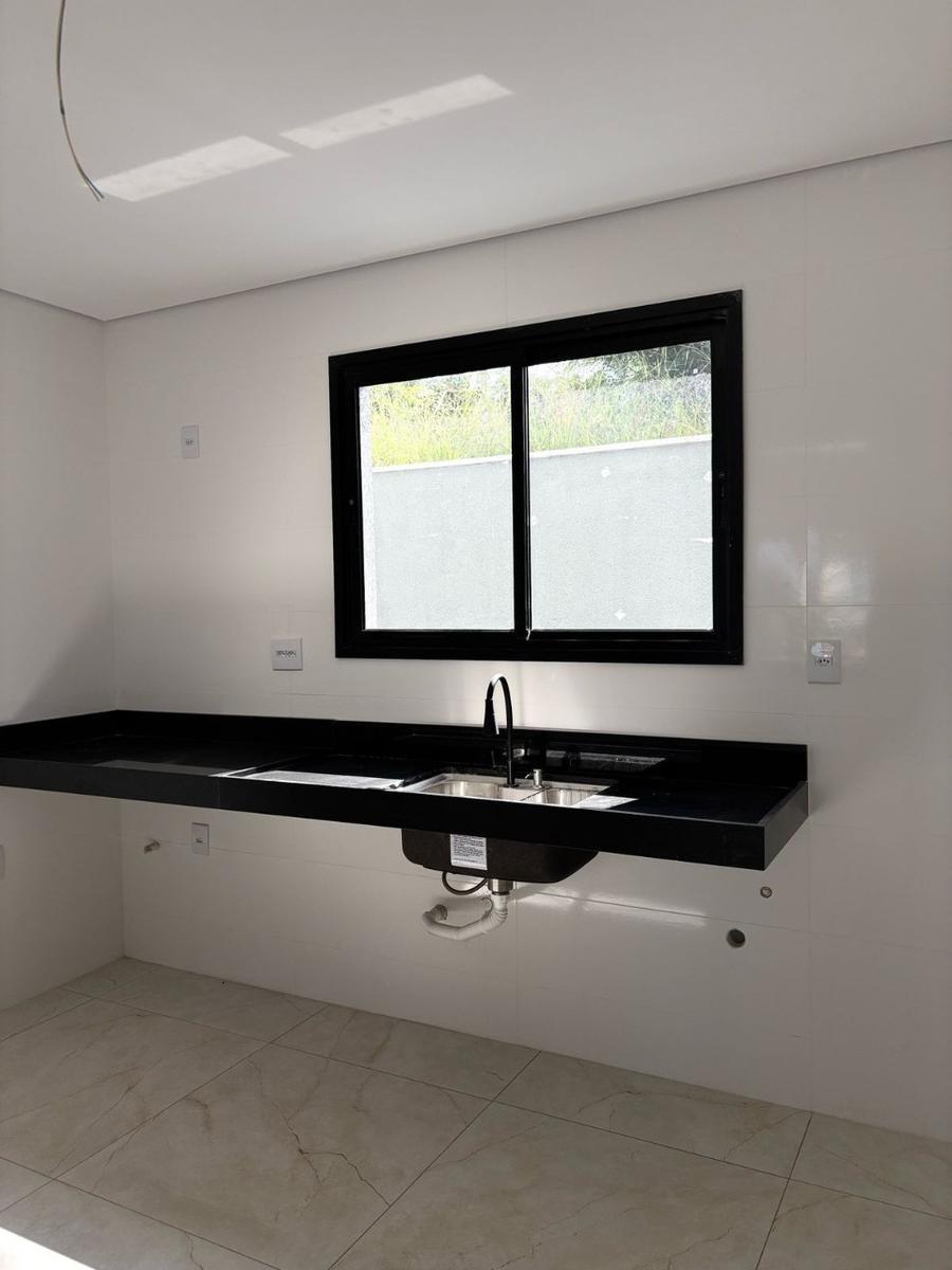 Casa, Cabral, 3 Quartos, 3 Vagas, 1 Suíte