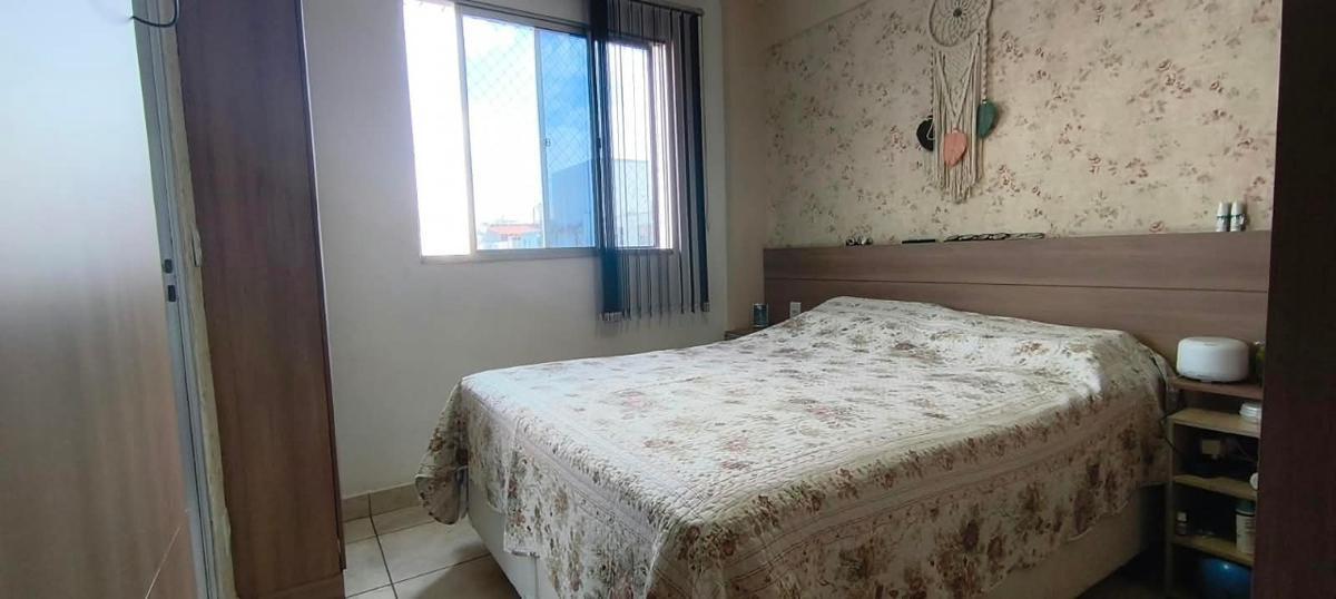 Apartamento, Sagrada Família, 3 Quartos, 2 Vagas, 1 Suíte