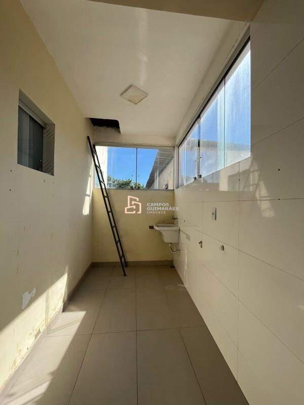 Casa, Santa Terezinha, 2 Quartos, 3 Vagas