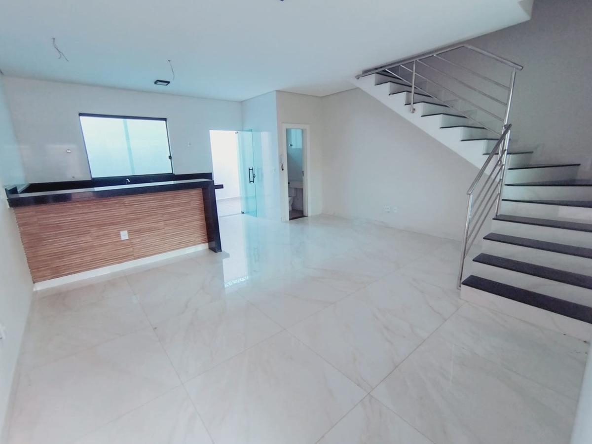 Casa, Jardim Leblon, 3 Quartos, 2 Vagas, 1 Suíte