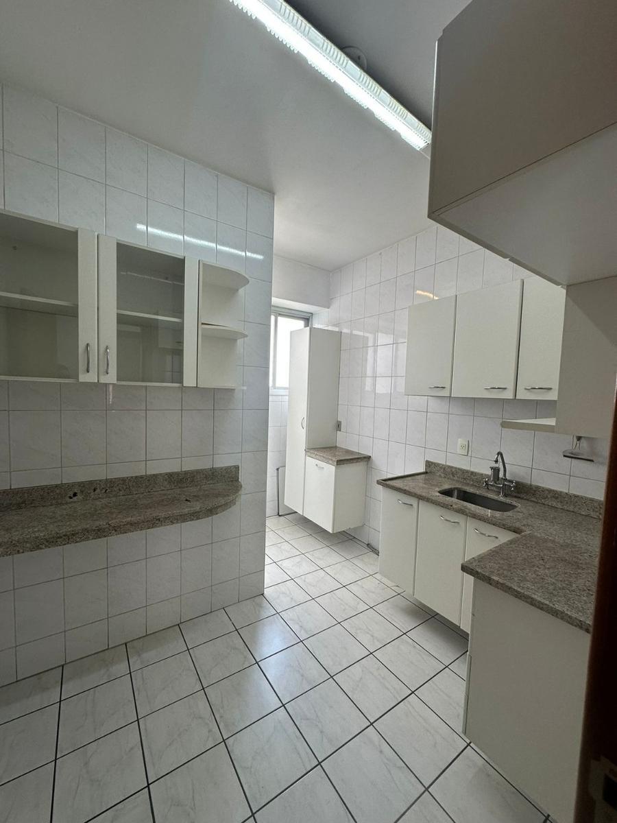 Apartamento, Funcionários, 2 Quartos, 2 Vagas