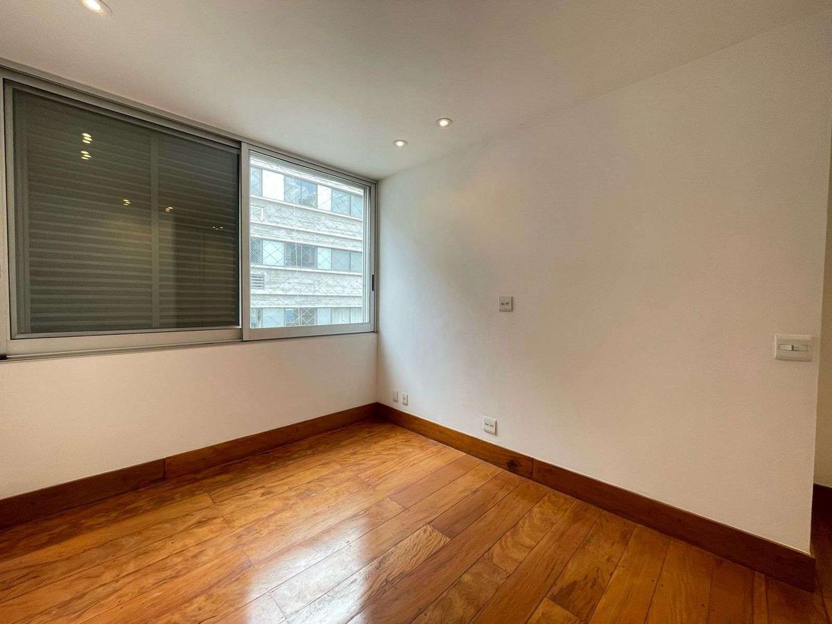 Cobertura, Savassi, 4 Quartos, 3 Vagas, 2 Suítes