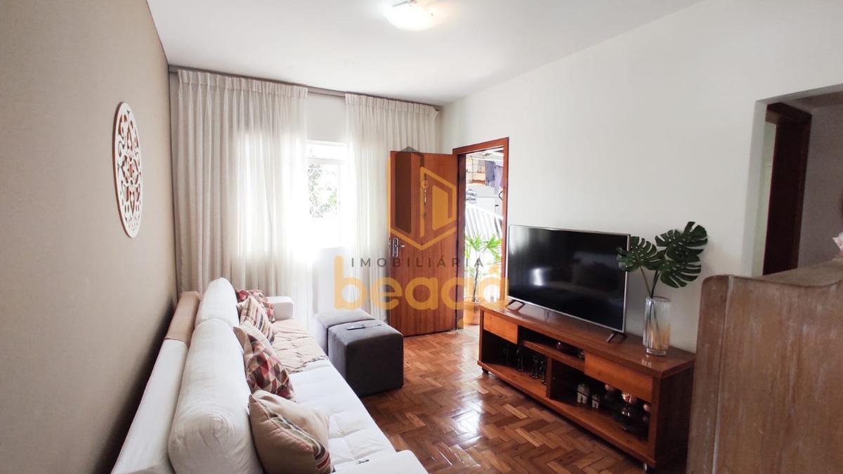 Casa, Santa Terezinha, 5 Quartos, 4 Vagas, 1 Suíte