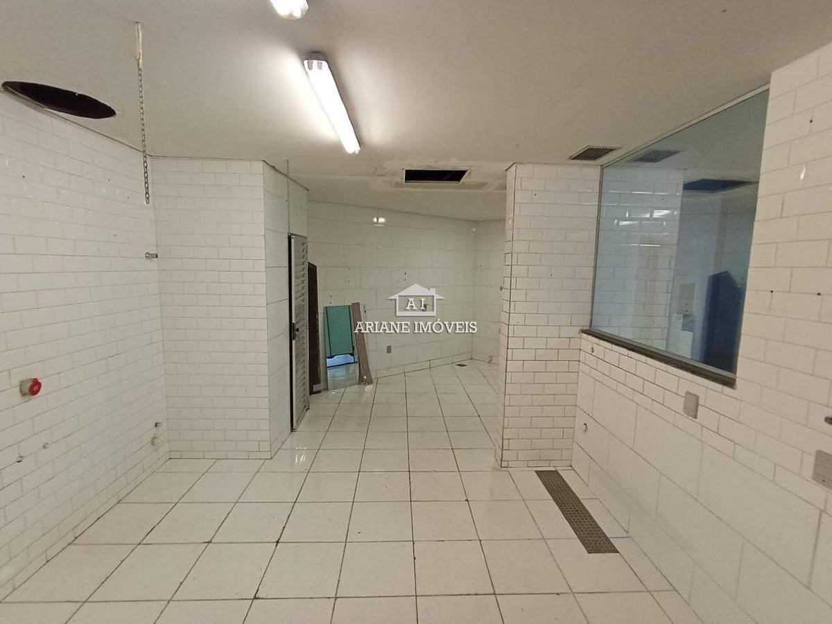 Andar, Savassi, 0 Quarto, 0 Vaga