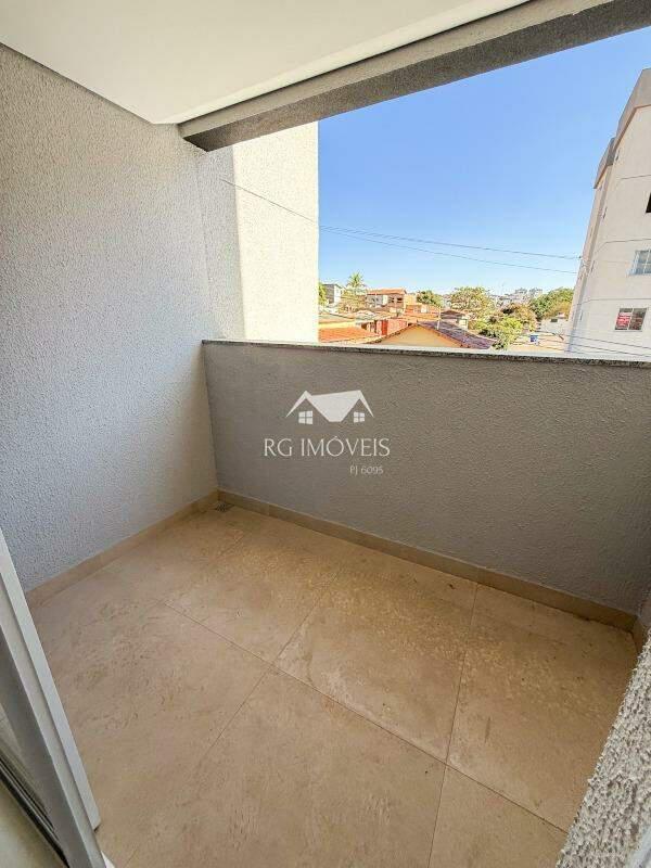 Apartamento, Miramar (barreiro), 2 Quartos, 1 Vaga, 1 Suíte