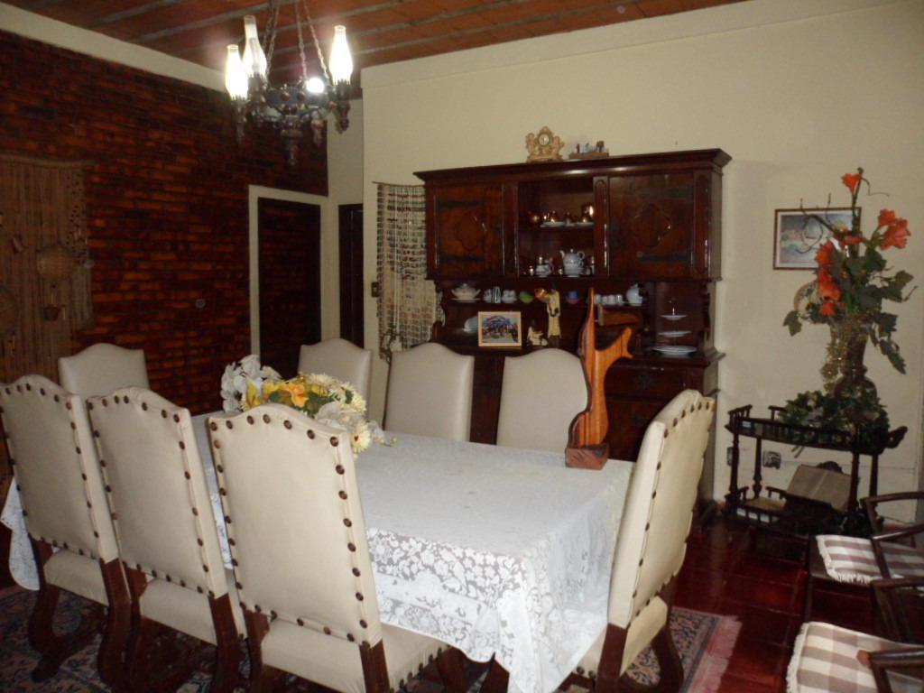 Casa, Centro, 4 Quartos, 10 Vagas, 1 Suíte