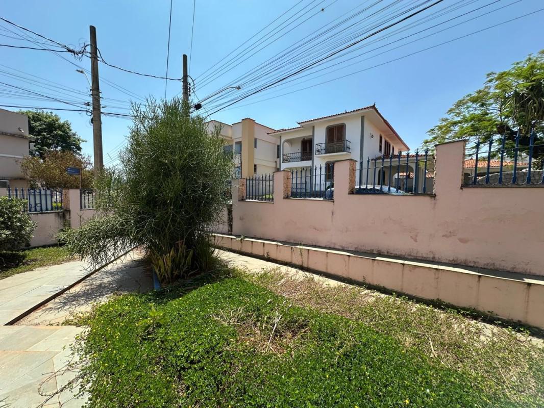 Casa, Centro, 5 Quartos, 4 Vagas