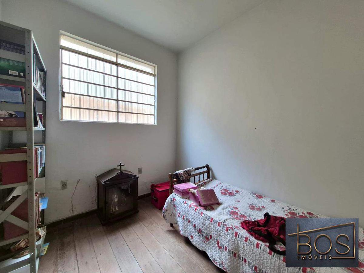 Casa, Esplanada, 3 Quartos, 2 Vagas, 1 Suíte