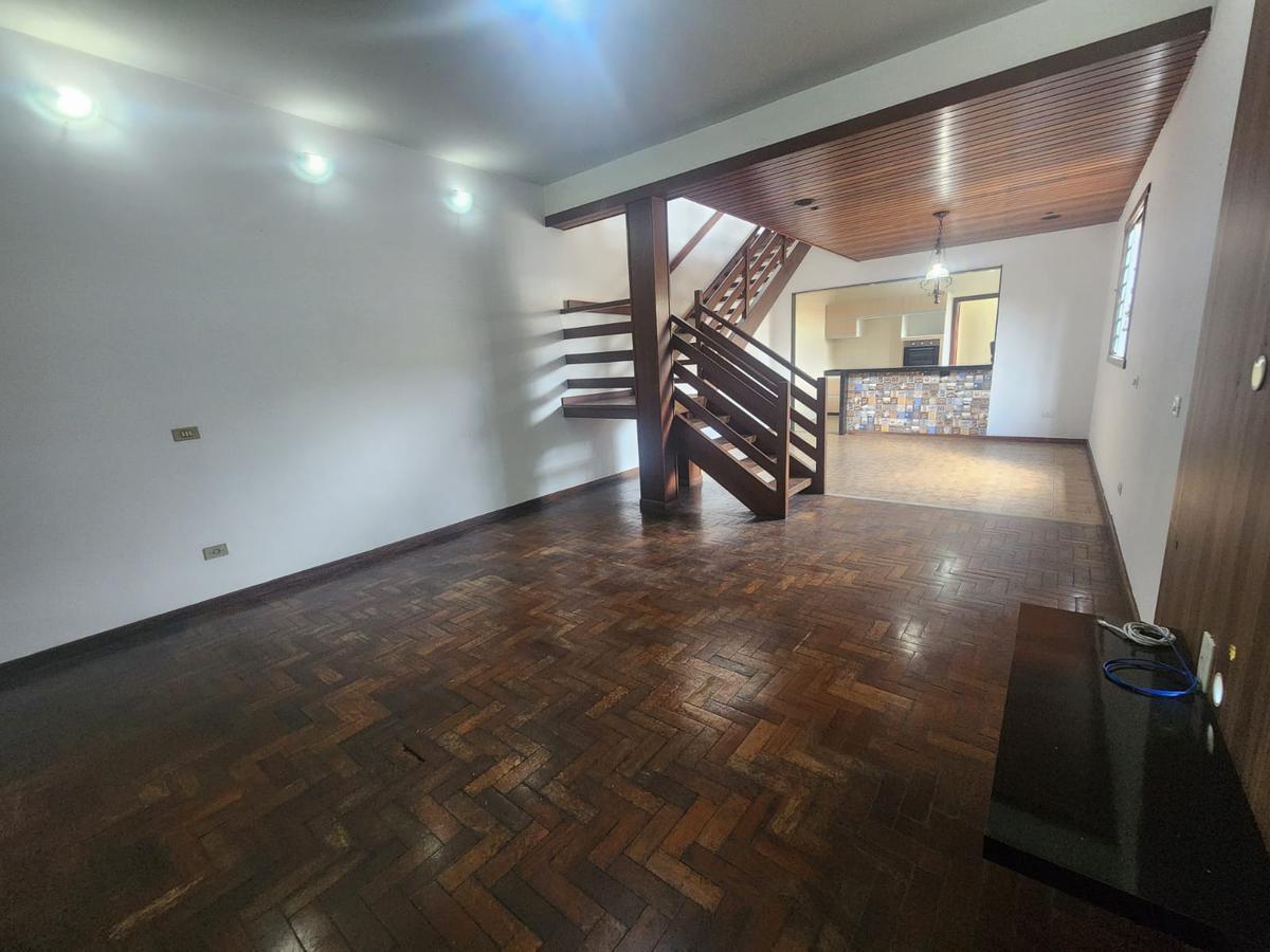 Casa, Coqueiros, 4 Quartos, 2 Vagas, 1 Suíte