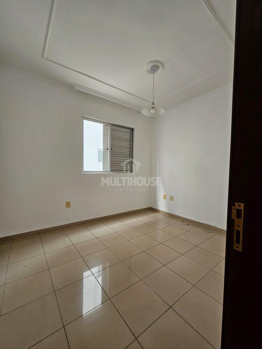 Apartamento, Jaraguá, 4 Quartos, 4 Vagas, 1 Suíte