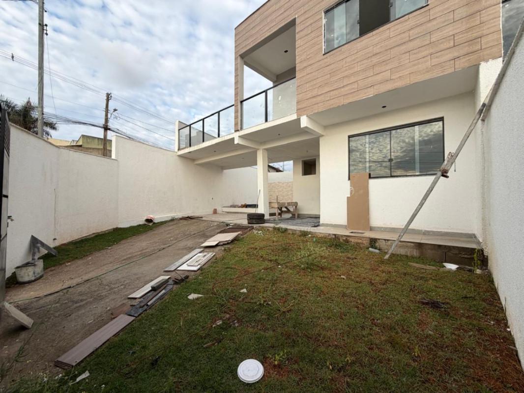 Casa, Masterville, 3 Quartos, 3 Vagas, 1 Suíte