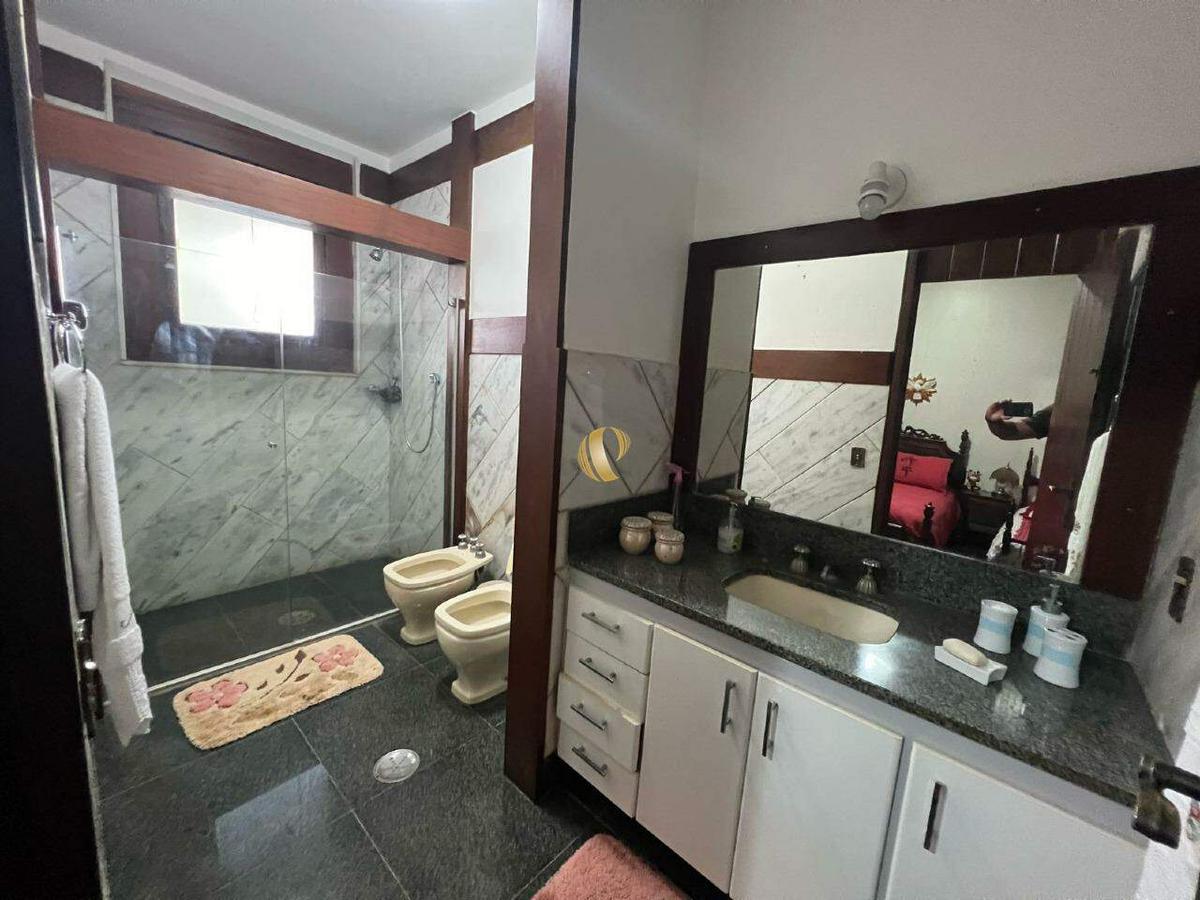Casa, Jardim Cambuí, 6 Quartos, 8 Vagas, 4 Suítes
