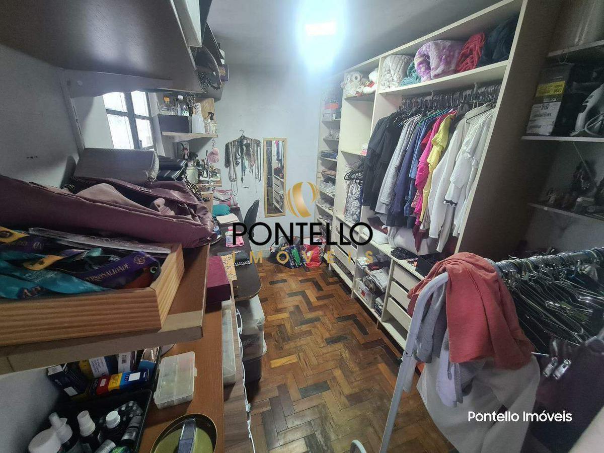 Casa, Cachoeirinha, 4 Quartos, 1 Vaga, 1 Suíte