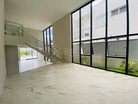 Apartamento, Portal do Sol, 4 Quartos, 0 Vaga, 3 Suítes