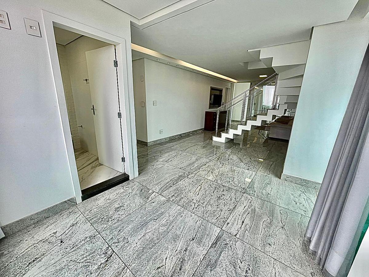 Cobertura, Ouro Preto, 4 Quartos, 6 Vagas, 4 Suítes