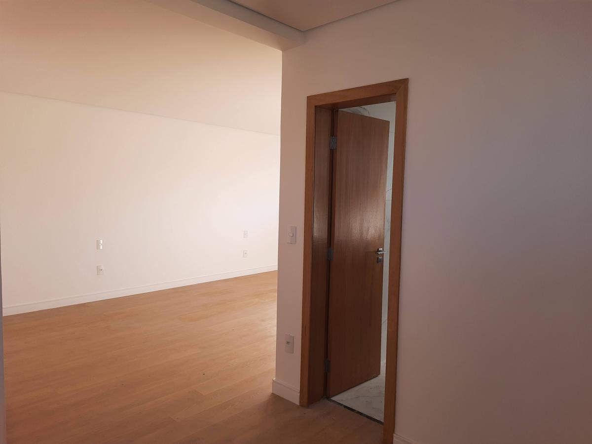 Cobertura, Santa Rosa, 4 Quartos, 4 Vagas, 2 Suítes