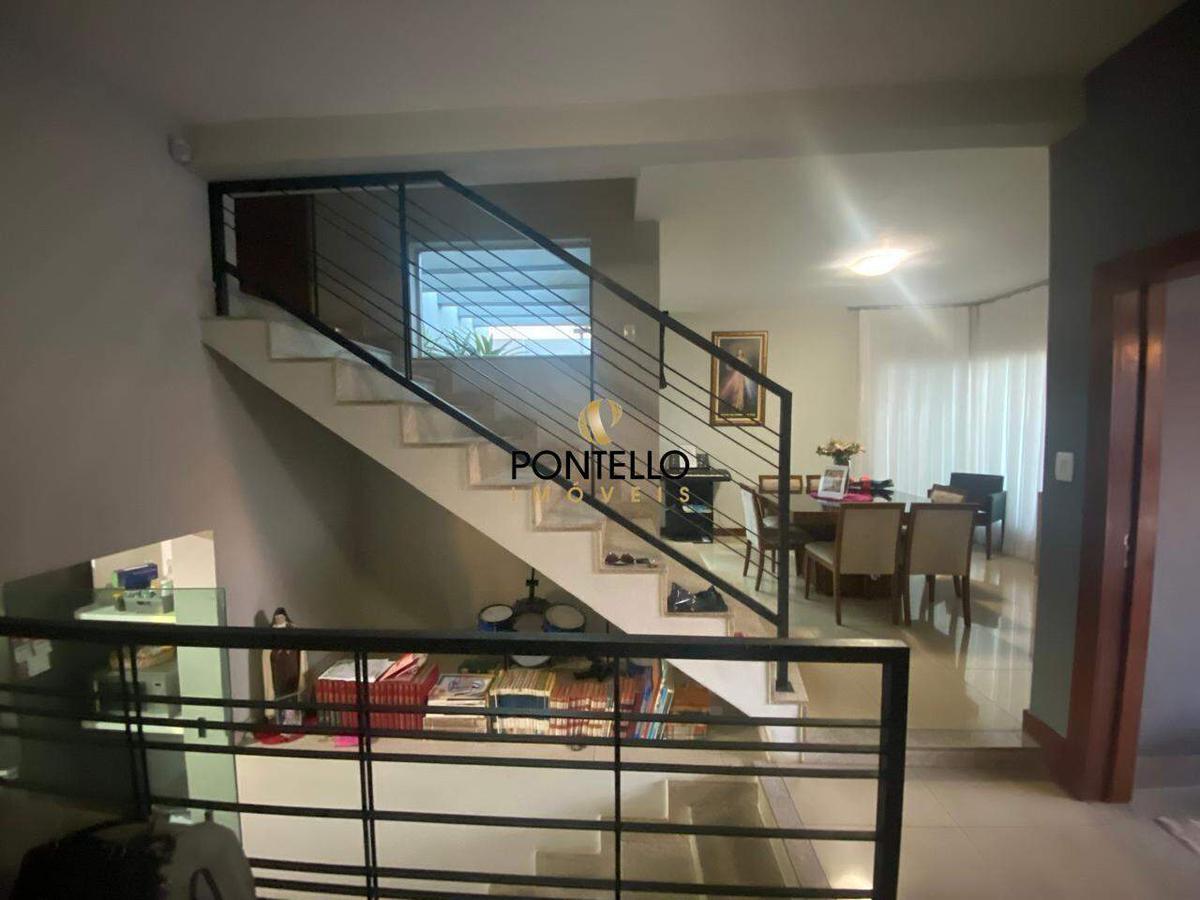 Casa, New York, 3 Quartos, 2 Vagas, 1 Suíte