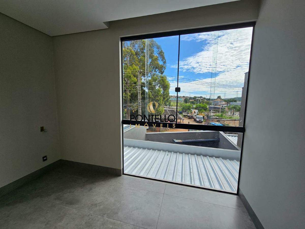 Casa, Santa Maria, 3 Quartos, 2 Vagas, 1 Suíte