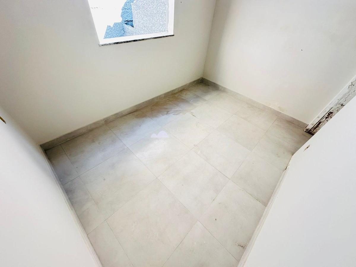 Casa, Planalto, 2 Quartos, 1 Vaga, 1 Suíte