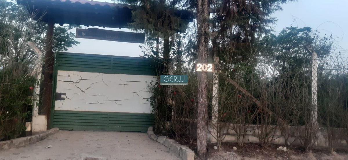 Rural, Bandeirinhas, 5 Quartos, 10 Vagas, 1 Suíte