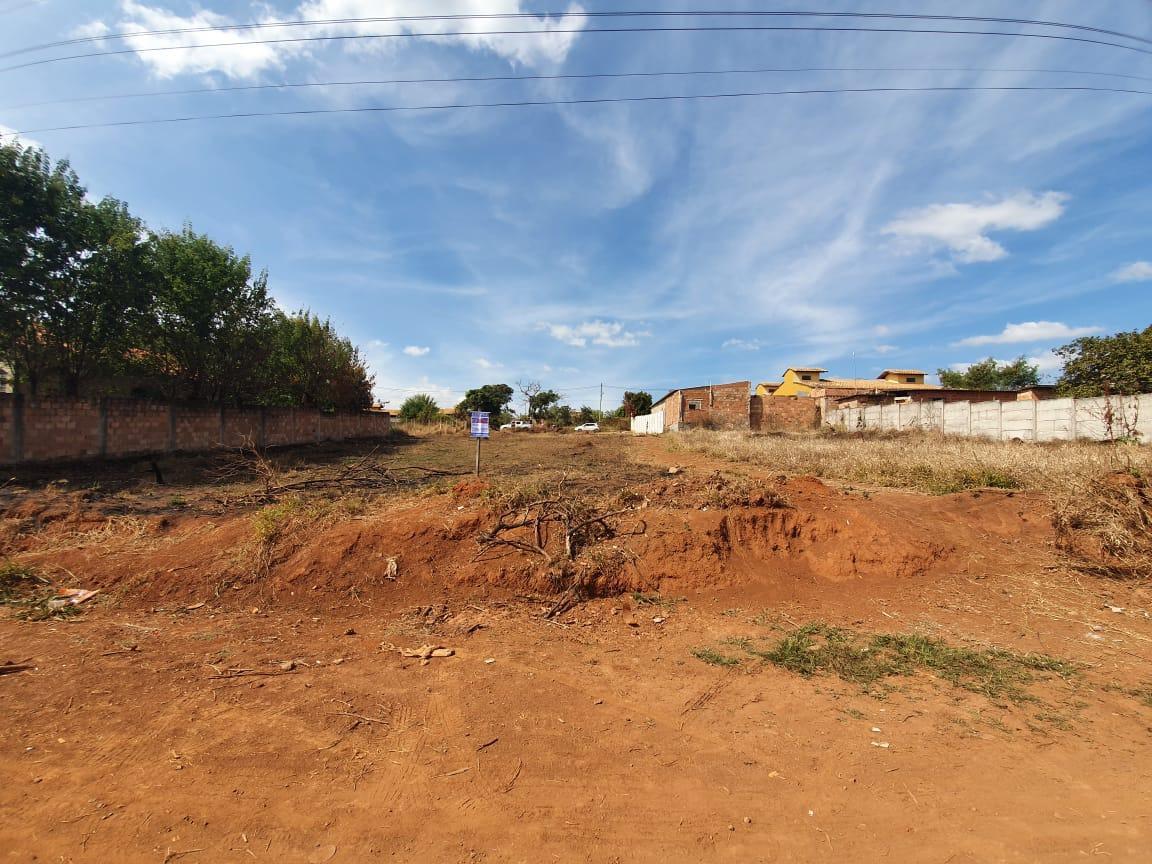 Lote, Planalto, 0 Quarto, 0 Vaga